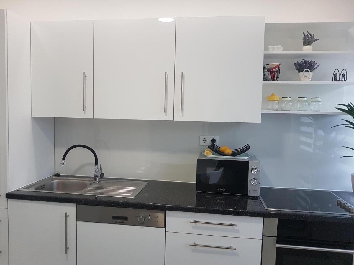 Apartment Plesa Біхач Екстер'єр фото